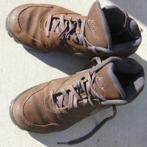 Nike Leather Hiking Booties